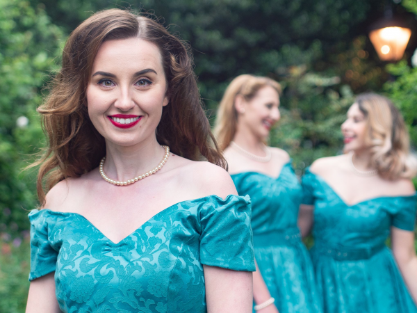 The Jingle Belles - Photo 3