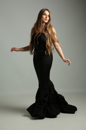 Anton & Georgina - Photo 2