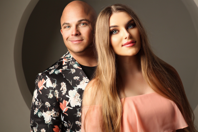 Anton & Georgina - Photo 10