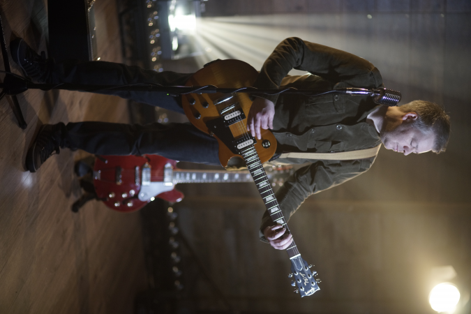 Paul Wilson-Singer Guitarist and DJ. - Photo 7