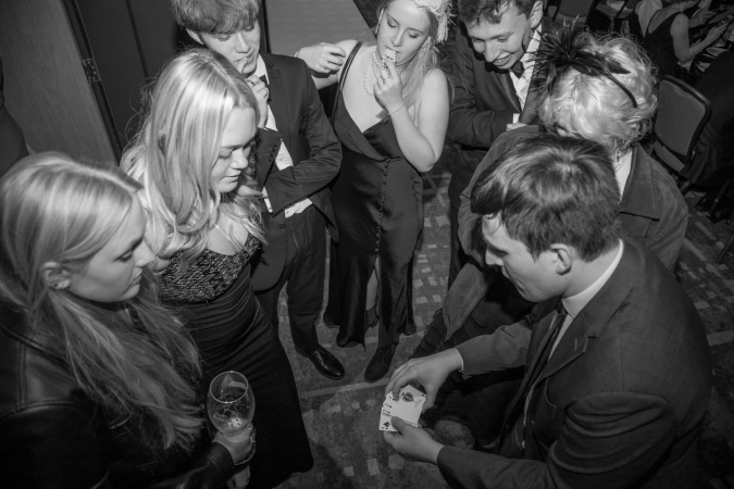 Alex Sprackling - Close-up Magician - Photo 3