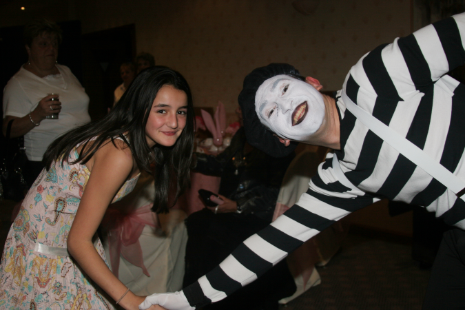 Robot Mime Entertainer - Photo 5