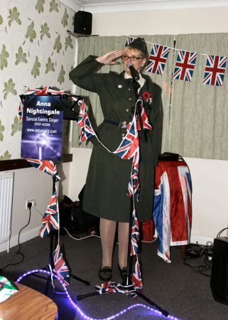 Anna Nightingale - Photo 17