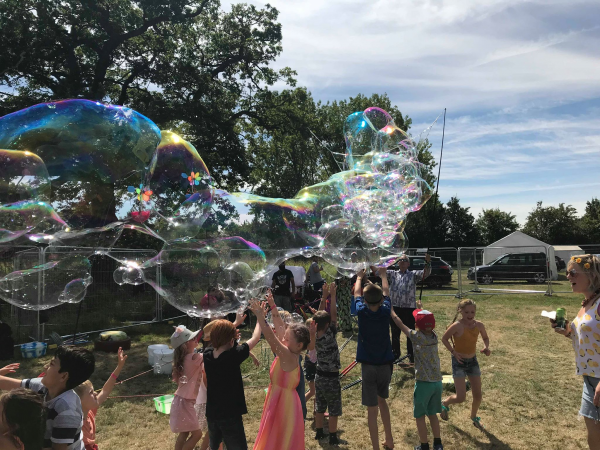 The Amazing Bubble Show  - Photo 11