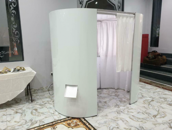 Oval Photobooth - Photo 6