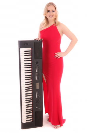 Clare Marie - Saxophonist & Pianist - Photo 2