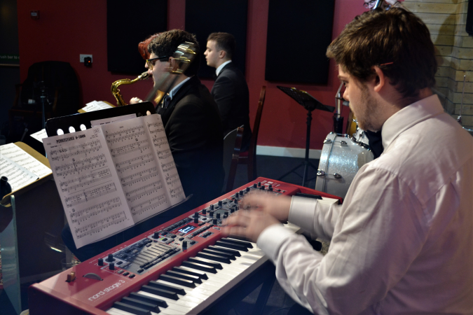 The Pint Sized Big Band - Photo 4