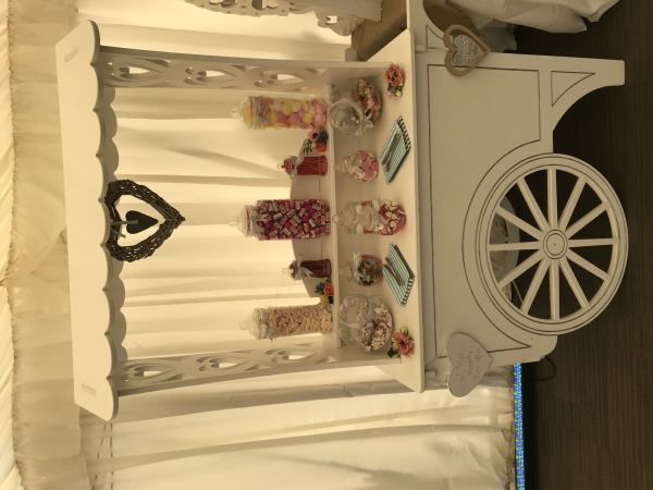 Wedding package, dancefloor booths, letters & cart - Photo 5