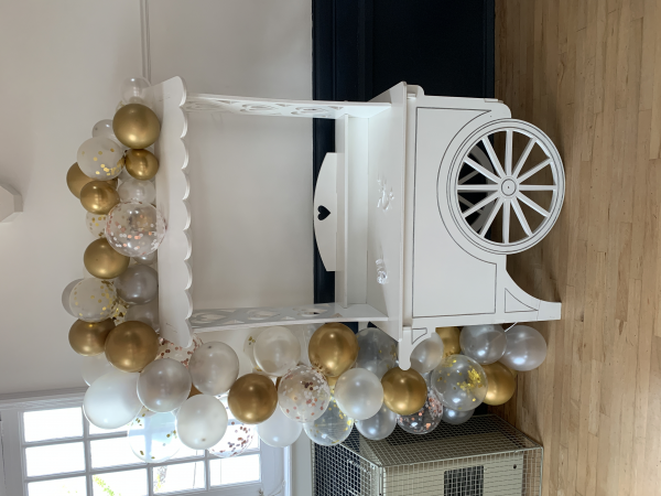 Wedding package, dancefloor booths, letters & cart - Photo 6