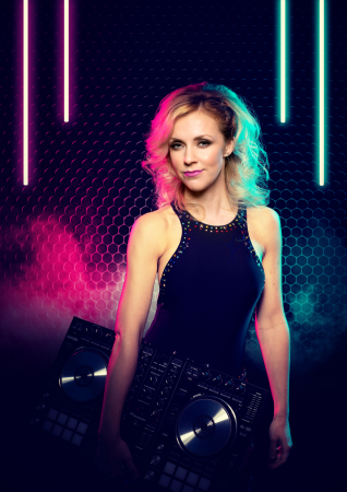 Jodie yang - Cooper  - Photo 8