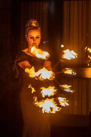 Stilt Walker, Fire Performer & LED  - Photo 2