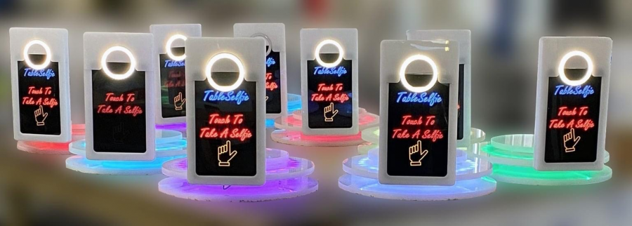 Selfie Star - Table Selfies - Photo 5