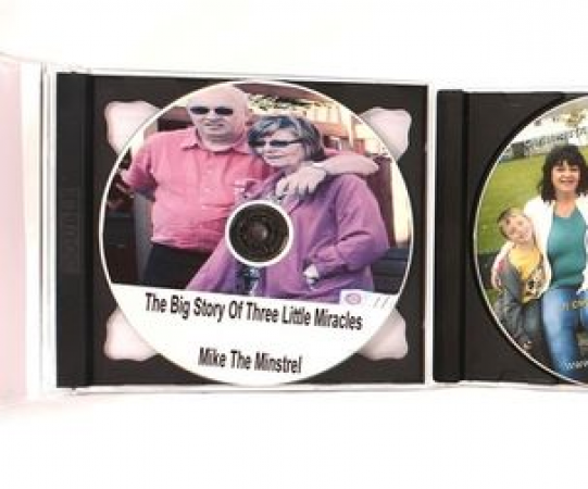 Fully Personalised Singing Telegram - Photo 8