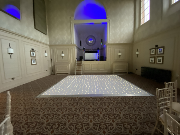 DJ Ollie Clarke - Photo 6