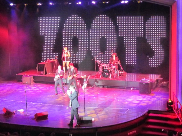 The Zoots - Photo 3