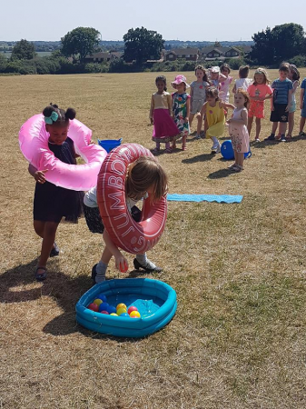 Children's Entertainer  - Photo 11
