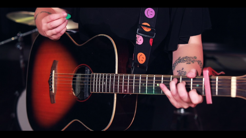 The Bees Knees - Photo 2