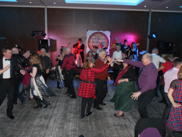 Lonely Mister Punch and his Steampunk Ceilidh Band - Photo 7