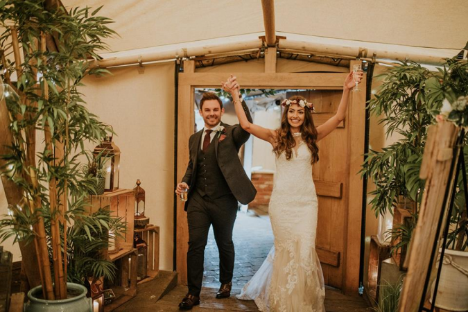Icon Entertainments Specialist Wedding and Events DJ - Photo 8