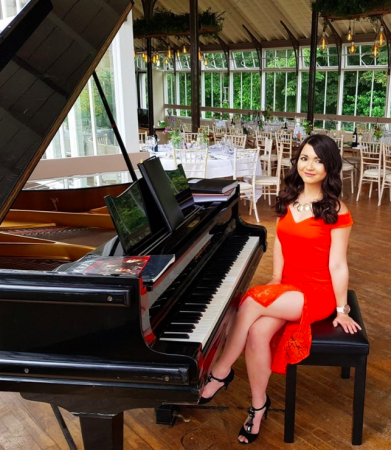Nicola Sim Pianist - Photo 3