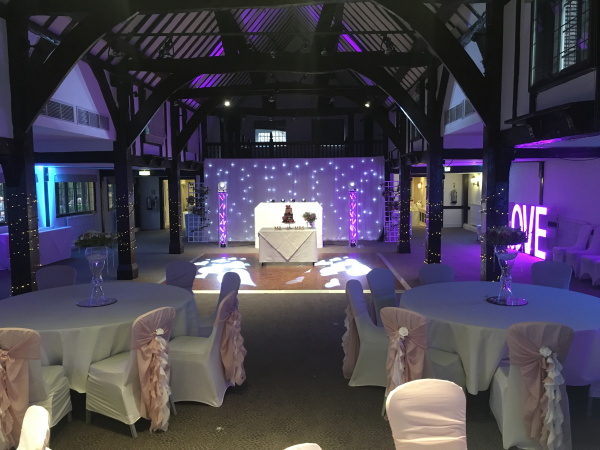 The Surrey Wedding DJ - Photo 17