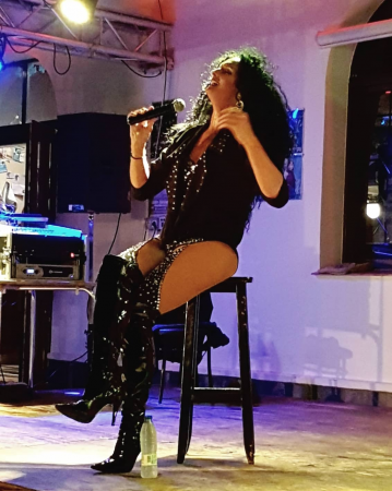 Cher in Drag, LIVE! - Photo 4