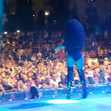 Cher in Drag, LIVE! - Photo 5