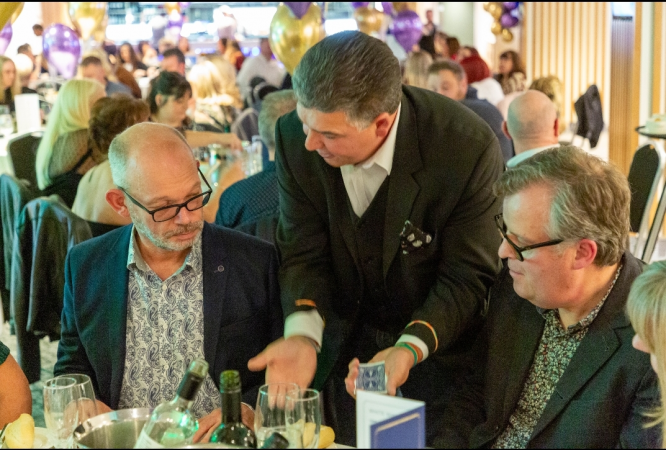 Darren Brand - Magician  - Photo 25