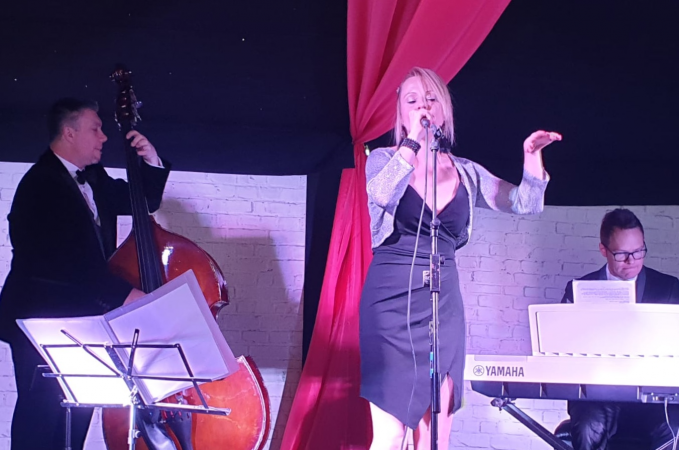 Pink Champagne Duo / Trio / Quartet  - Photo 9