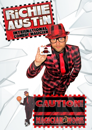 Richie Austin International Comedy magician  - Photo 2