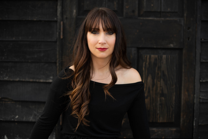 Fiona Harber - Vocalist  - Photo 2
