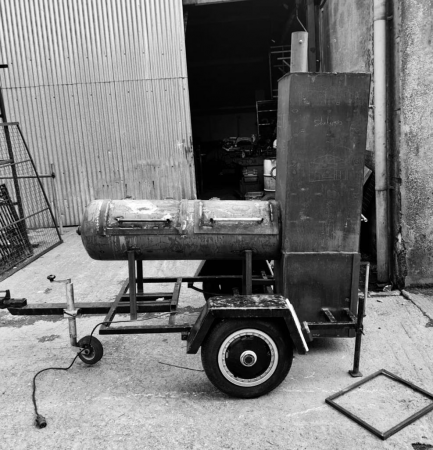 American BBQ Street Food Truck - Photo 11