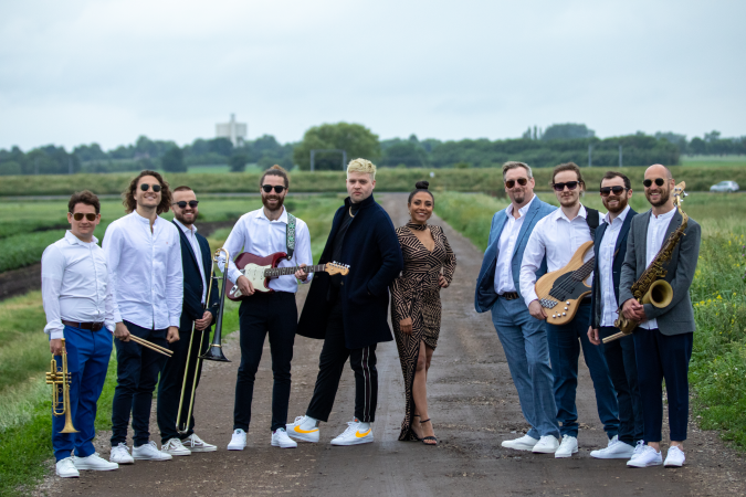 MK & the Misters  - Photo 5