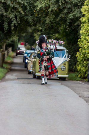 Andrew Brian - Highland Bagpiper - Photo 11