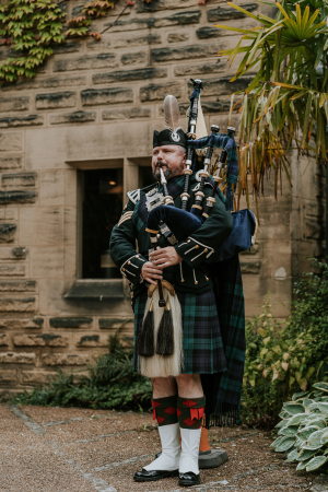 Andrew Brian - Highland Bagpiper - Photo 20