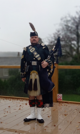 Andrew Brian - Highland Bagpiper - Photo 21