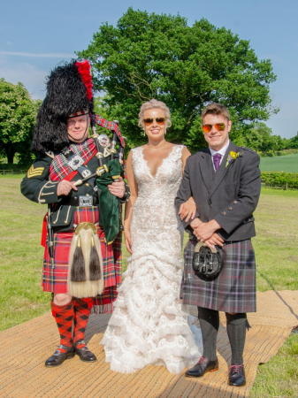 Andrew Brian - Highland Bagpiper - Photo 25
